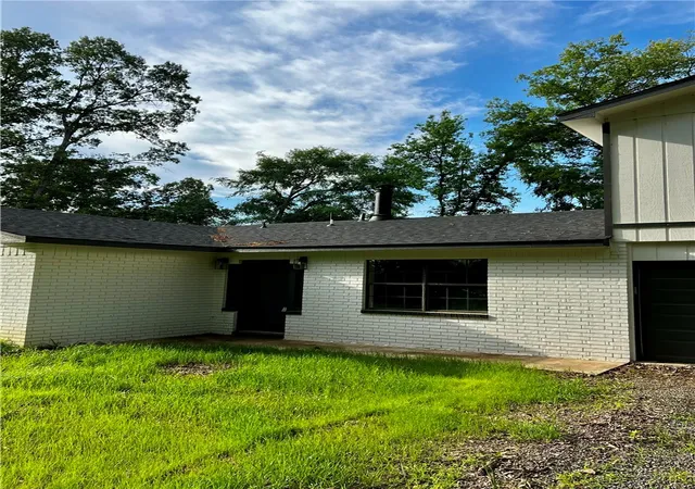 Homes for sale in Pottsville, AR | 213 Carter Rd, Pottsville, AR 72858 | MLS# 1343904