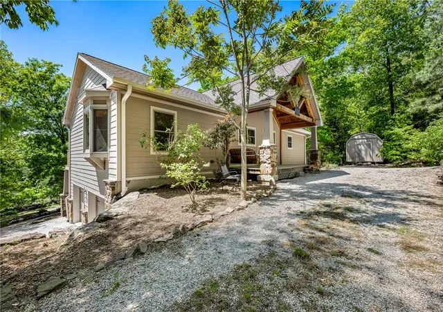 Homes for sale in Elkins, AR | 658 Hale Rd, Elkins, AR 72727 | MLS# 1342587