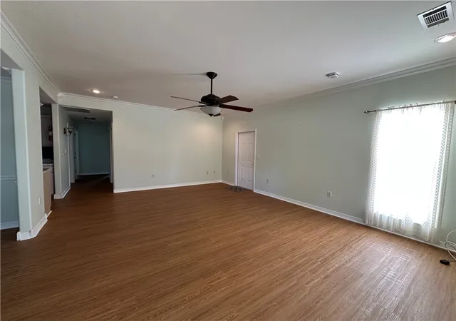 3rd image of 746 Embassy Pkwy, Mountain Home, AR 72653 | MLS# 1344207