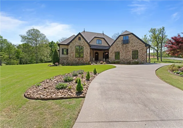 4th image of 610 Winding Spring Dr, Fayetteville, AR 72703 | MLS# 1343627