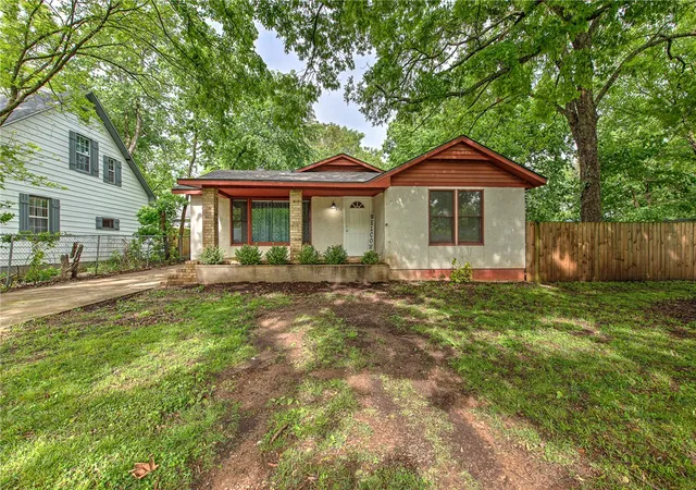 Homes for sale in Sulphur Springs, AR | 310 S Bush St, Sulphur Springs, AR 72768 | MLS# 1344151