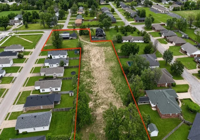 3rd image of 904 & 906 E New Hope Rd, Rogers, AR 72758 | MLS# 1344230