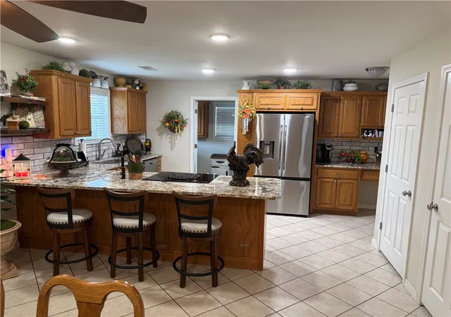 2nd image of 216 Thornwood Ln, Russellville, AR 72802 | MLS# 1344262