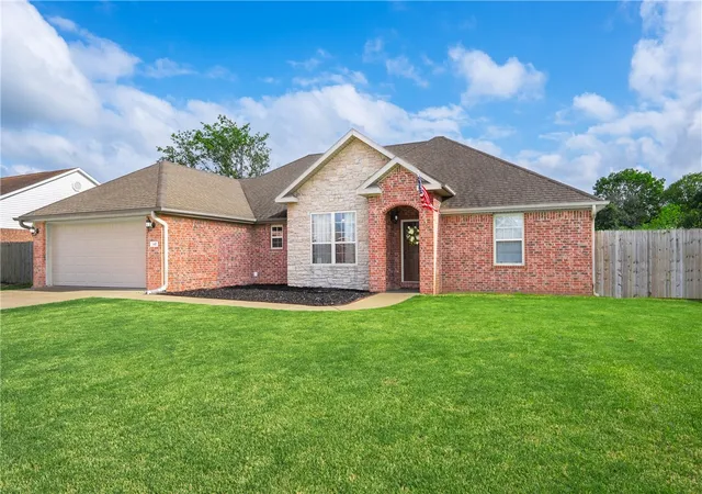 2nd image of 447 Buckboard Rd, West Fork, AR 72774 | MLS# 1344252