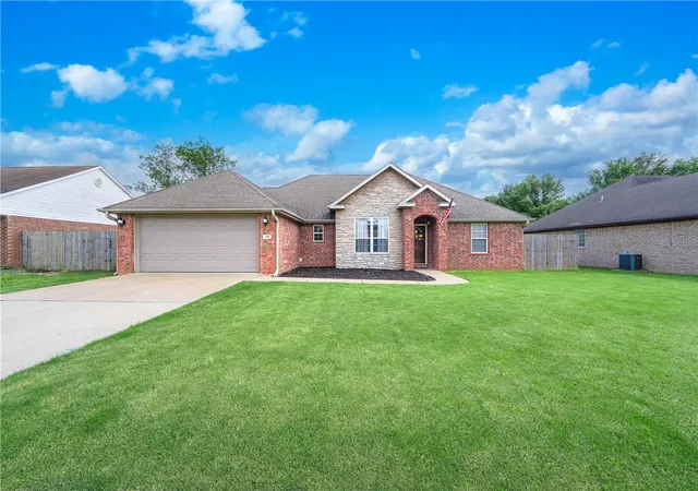 Photo 3 of Single family home for sale at 447 Buckboard Rd, West Fork, AR 72774 | MLS# 1344252 | Listing updated on 2026-07-12