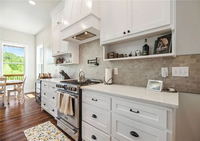 Photo 4 of Single family home for sale at 2103 NE Chaucer St, Bentonville, AR 72712 | MLS# 1344286 | Listing updated on 2026-08-02