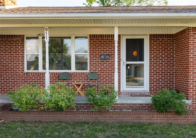 2nd image of 911 Nw 10th St, Bentonville, AR 72712 | MLS# 1344298