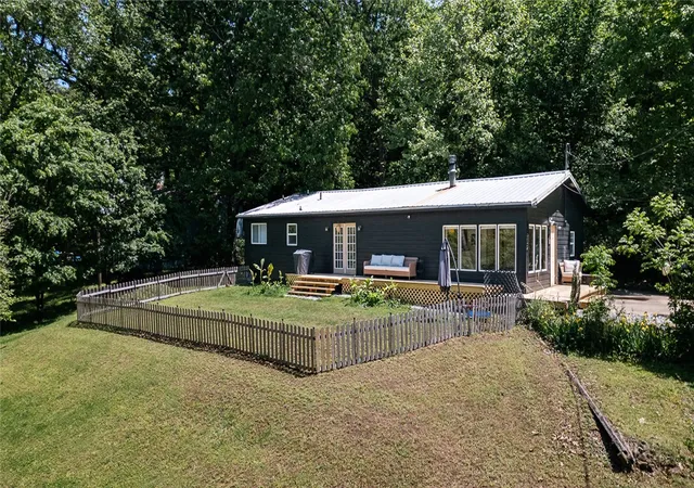 1st image of 18952 Shoreline Wy, Fayetteville, AR 72703 | MLS# 1343571