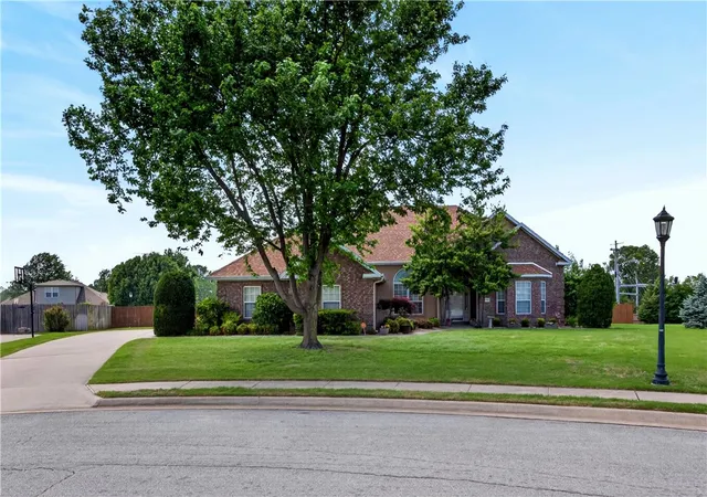 1st image of 4752 Stonecrest Cir, Springdale, AR 72762 | MLS# 1343493