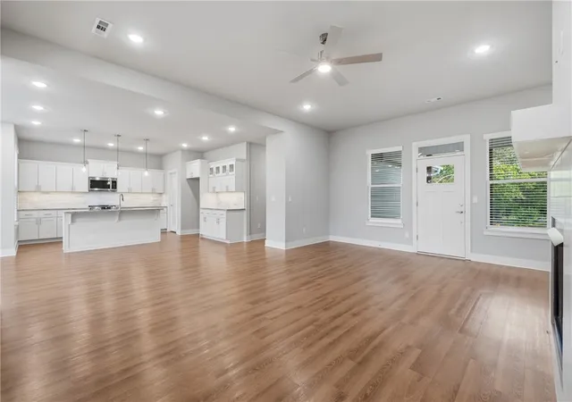5th image of 804 E Parks St, Prairie Grove, AR 72753 | MLS# 1344485