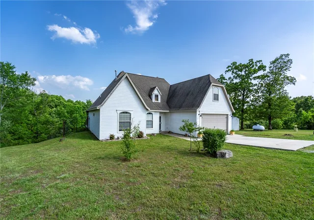 Photo 4 of Single family home for sale at 18622 S Highway 59, Siloam Springs, AR 72761 | MLS# 1344137 | Listing updated on 2026-07-31