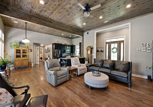 2nd image of 9 Rosemary Ln, Clarksville, AR 72830 | MLS# 1344443