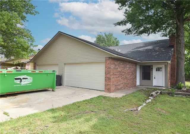 Homes for sale in Rogers, AR | 509 & 511 N 37th St, Rogers, AR 72756 | MLS# 1344530