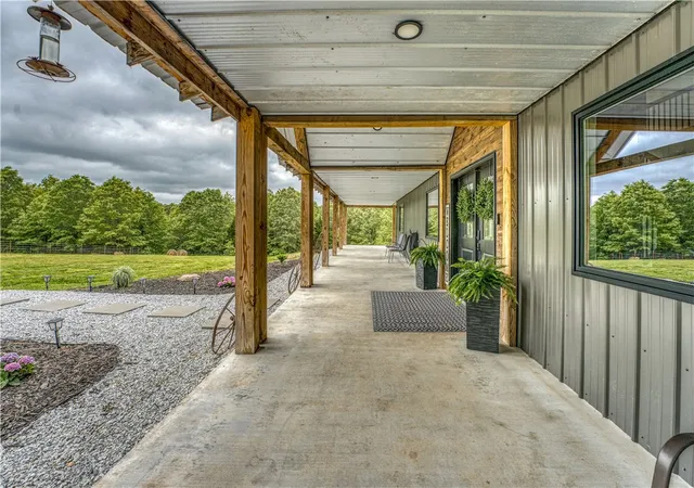 5th image of 1640 Nc 4210, Western Grove, AR 72685 | MLS# 1344541