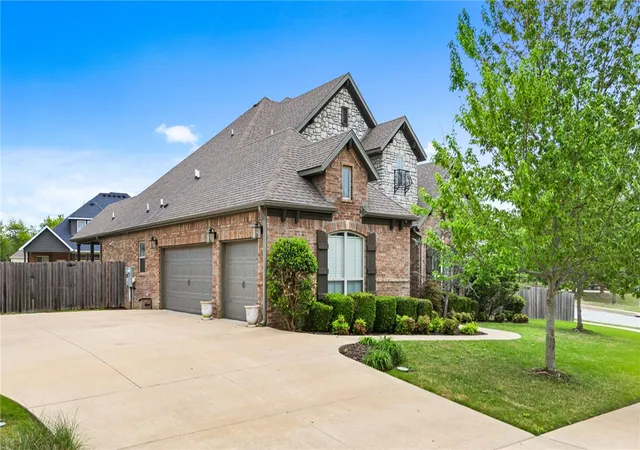 4th image of 1510 Glastonbury Dr, Centerton, AR 72719 | MLS# 1343098