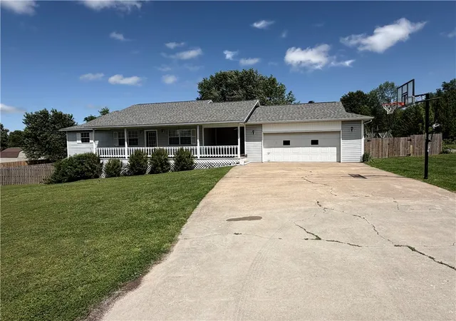 1st image of 1451 Kay Lynn Dr, Pea Ridge, AR 72751 | MLS# 1344268