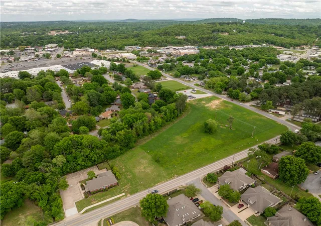 Photo 2 of Land for sale at 170 E Appleby Rd, Fayetteville, AR 72703 | MLS# 1343174 | Listing updated on 2026-07-01