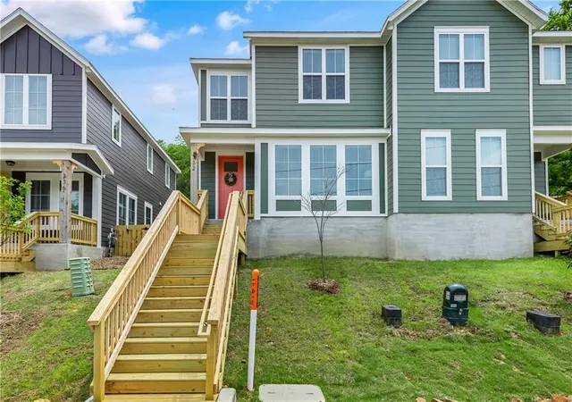 Photo 1 of Townhouse for sale at 332 Fletcher Ave, Fayetteville, AR 72701 | MLS# 1344483 | Listing updated on 2026-08-03