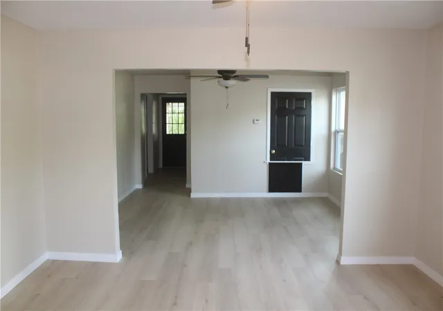 4th image of 1113 N College St, Clarksville, AR 72830 | MLS# 1344673