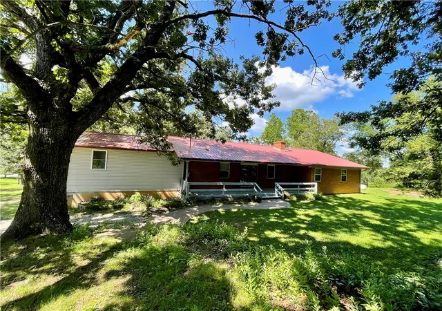 2nd image of 9825 Hwy 74, Huntsville, AR 72740 | MLS# 1344574