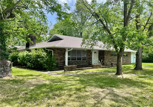 2nd image of 1607 Mcray Ave, Springdale, AR 72762 | MLS# 1344420