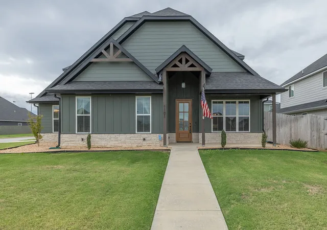 Photo 1 of Single family home for sale at 1101 Silver Maple St, Centerton, AR 72719 | MLS# 1344366 | Listing updated on 2026-10-07