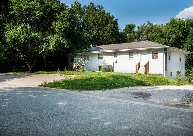 2nd image of 815 Pleasant St, Springdale, AR 72764 | MLS# 1344605