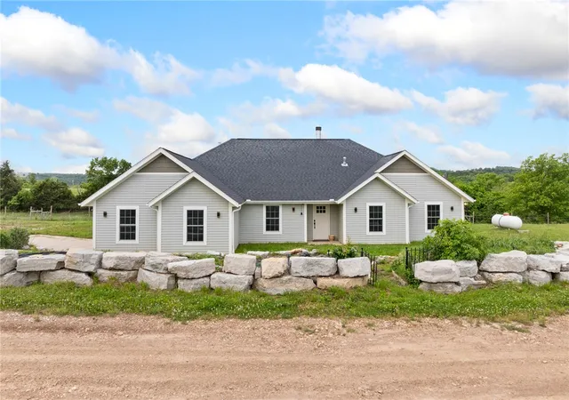 Homes for sale in Harrison, AR | 307 Whitetail Dr, Harrison, AR 72601 | MLS# 1344790