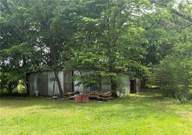 5th image of 1110 W Holt, Lincoln, AR 72744 | MLS# 1344845