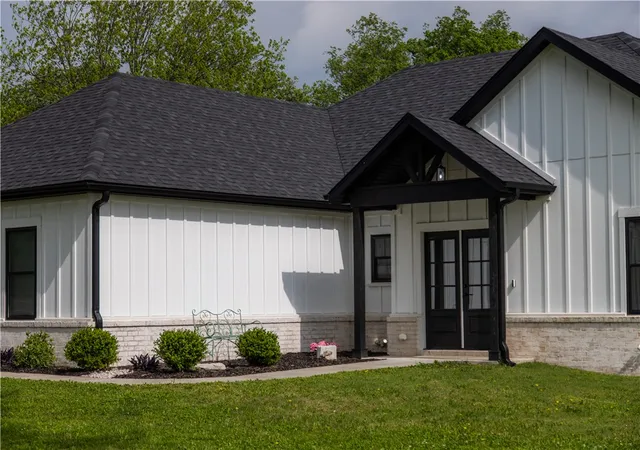 Homes for sale in Washburn, MO | 1213 W Pineville Rd, Washburn, MO 65772 | MLS# 1344853