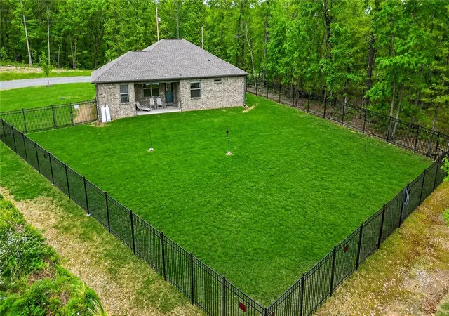 3rd image of 2 Ashford Cir, Bella Vista, AR 72714 | MLS# 1343668