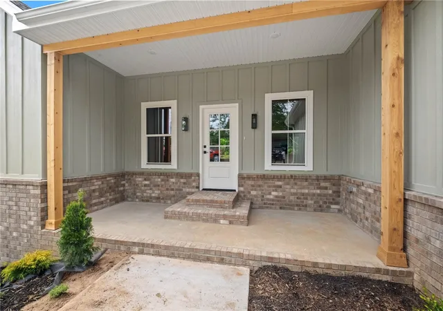Photo 3 of Single family home for sale at 40 Radcliffe Dr, Bella Vista, AR 72714 | MLS# 1344006 | Listing updated on 2026-07-23