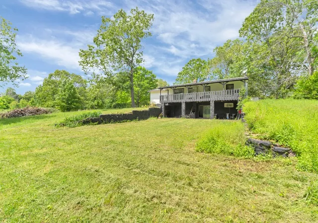 5th image of 832 Madison 8965 St, Huntsville, AR 72740 | MLS# 1344893
