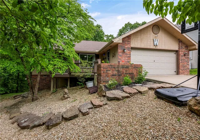 1st image of 8 Harling Ln, Bella Vista, AR 72715 | MLS# 1344843