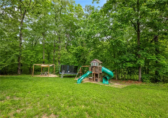 32nd image of 8 Harling Ln, Bella Vista, AR 72715 | MLS# 1344843