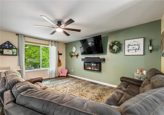 4th image of 8 Harling Ln, Bella Vista, AR 72715 | MLS# 1344843