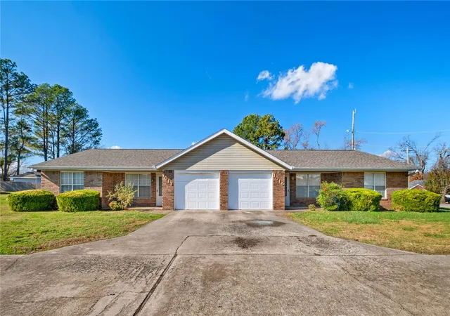 3rd image of 1013 Nw 12Th St, Bentonville, AR 72712 | MLS# 1344927
