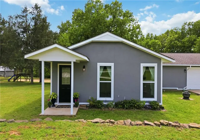 Photo 1 of Sale Pending at 11530 Pearce Rd, Fayetteville, AR 72701 | MLS# 1344500 | Listing updated on 2026-09-01