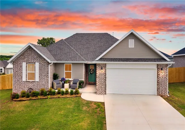 2nd image of 244 Tonya Loop, Huntsville, AR 72740 | MLS# 1344866