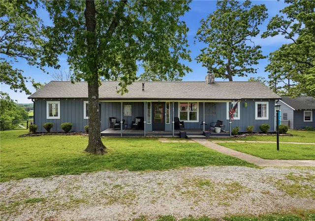 Homes for sale in Berryville, AR | 82 County Road 327, Berryville, AR 72616 | MLS# 1344751