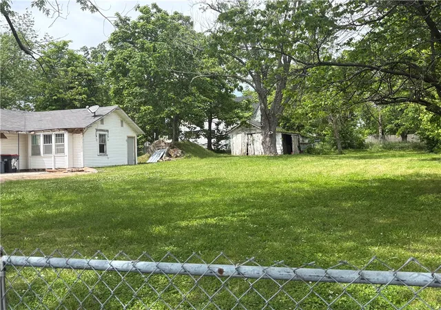 4th image of 203 Bean St, Lincoln, AR 72744 | MLS# 1345022