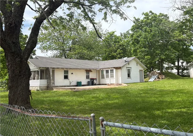 5th image of 203 Bean St, Lincoln, AR 72744 | MLS# 1345022