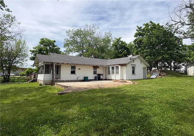 6th image of 203 Bean St, Lincoln, AR 72744 | MLS# 1345022