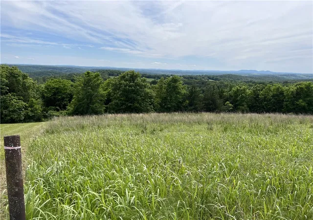 3rd image of Mc 3024, Yellville, AR 72687 | MLS# 1345025