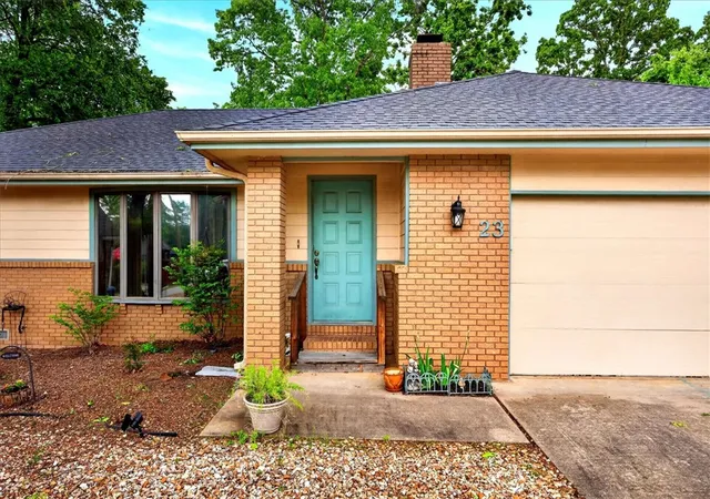 2nd image of 23 Hurlford Ln, Bella Vista, AR 72715 | MLS# 1345035
