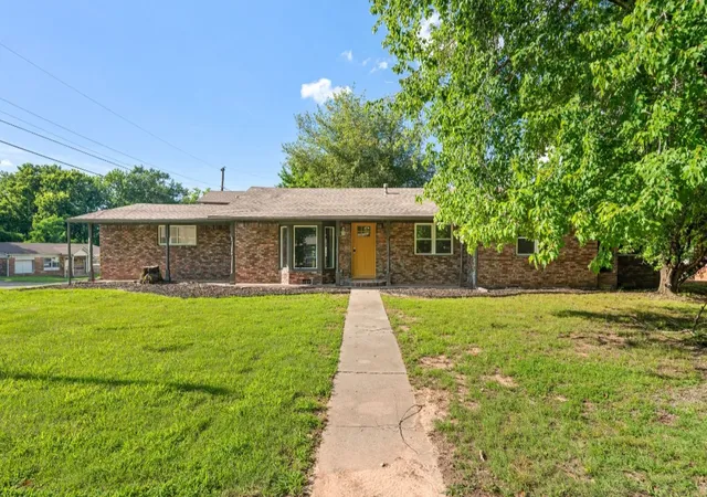 1st image of 101 Martin Cir, Fort Smith, AR 72908 | MLS# 1344637