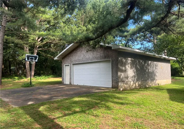 Homes for sale in Huntsville, AR | 304 Warren Ave, Huntsville, AR 72740 | MLS# 1344431