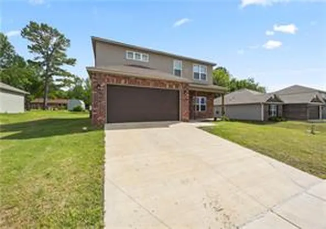 2nd image of 2765 W Emil Dr, Fayetteville, AR 72704 | MLS# 1345026