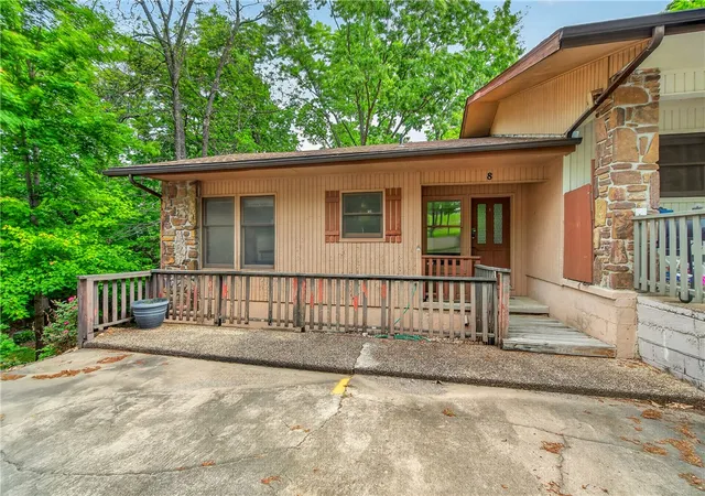 1st image of 8 William Ln, Bella Vista, AR 72715 | MLS# 1344987