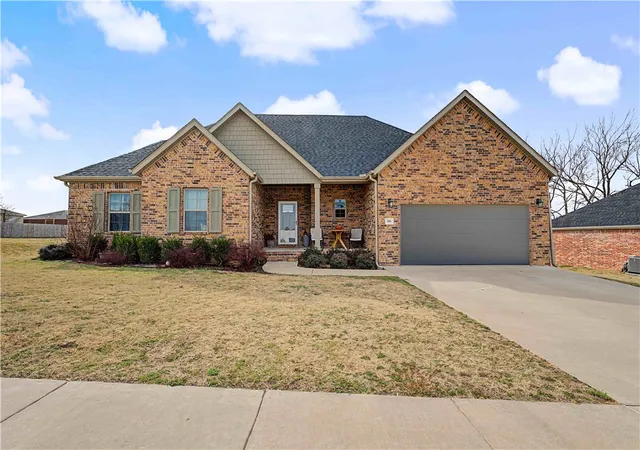 Photo 1 of Sale Pending at 908 Fallon St, Siloam Springs, AR 72761 | MLS# 1344944 | Listing updated on 2026-07-29